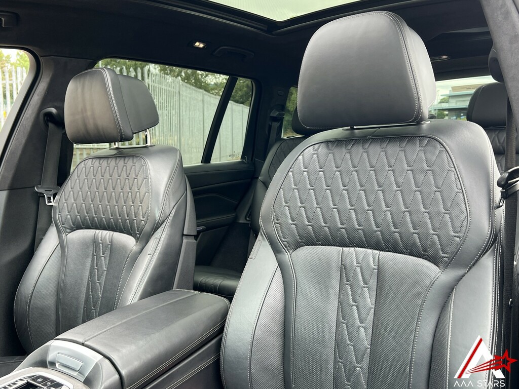 BMW X7 Xdrive40i M Sport Step Grey #77