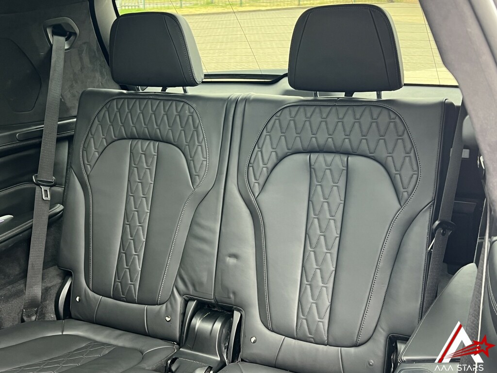BMW X7 Xdrive40i M Sport Step Grey #75