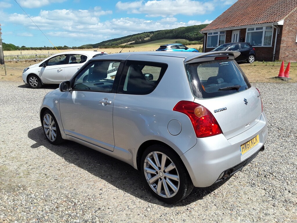 Suzuki Swift 1.6 Sport 125 Bhp Black #5