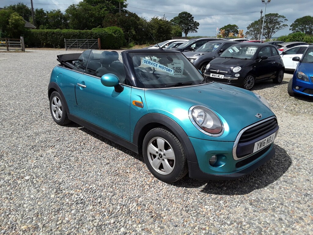 Mini Convertible 1.5 Cooper Convertible Blue