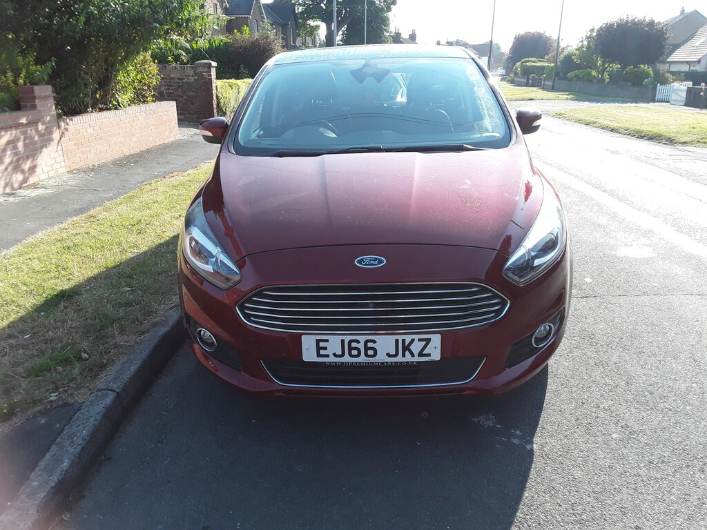 Ford S-Max Mpv 2.0 Tdci Titanium 2016 Red #2