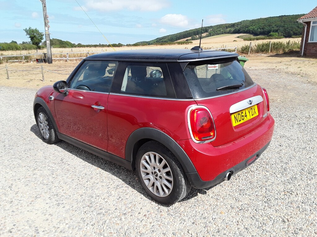 Mini Hatch 1.5 Cooper D 3-Door Hatch Red #5