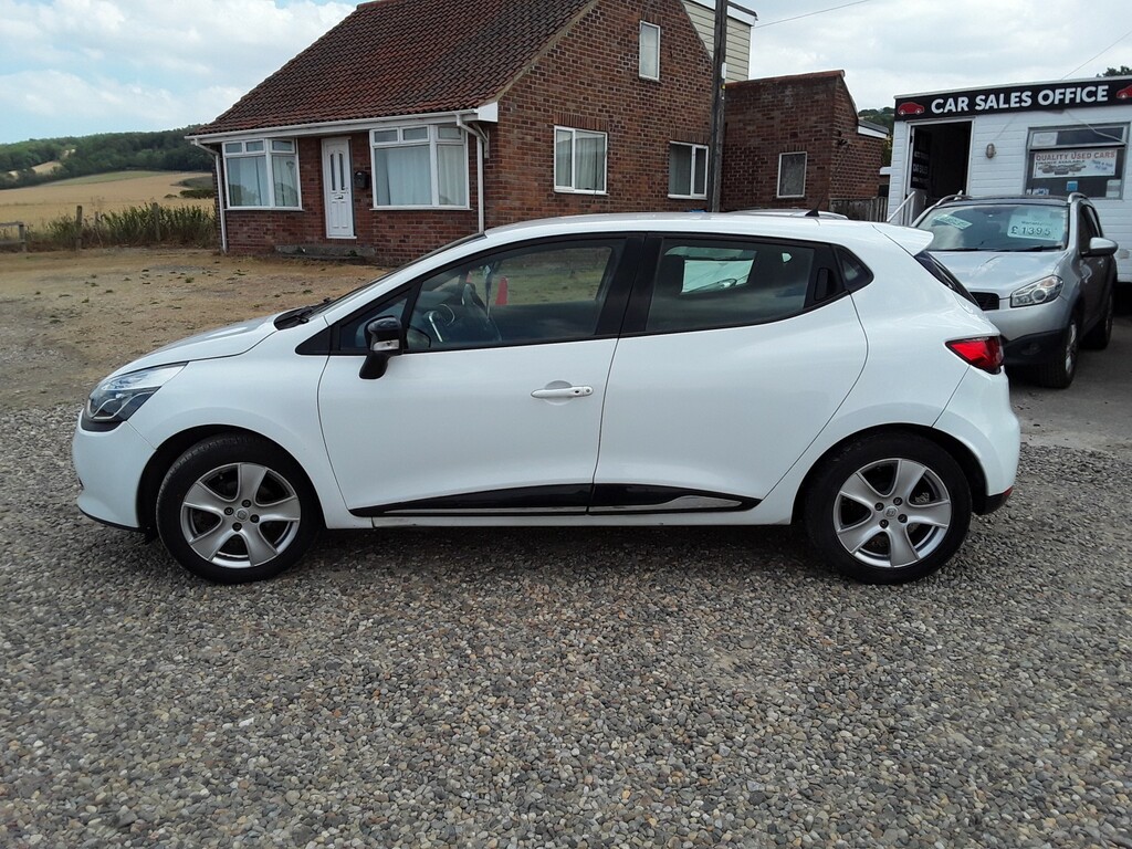 Renault Clio 1.2 Dynamique Nav 1.2 16V 75 White #4