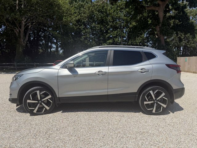 Nissan Qashqai 1.3 Dig-t Tekna Suv Euro 6 S S GU20CSO Silver #4