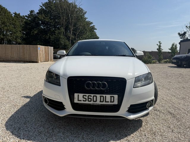 Audi A3 2.0 Tdi S Line Sportback Euro 5 White #2