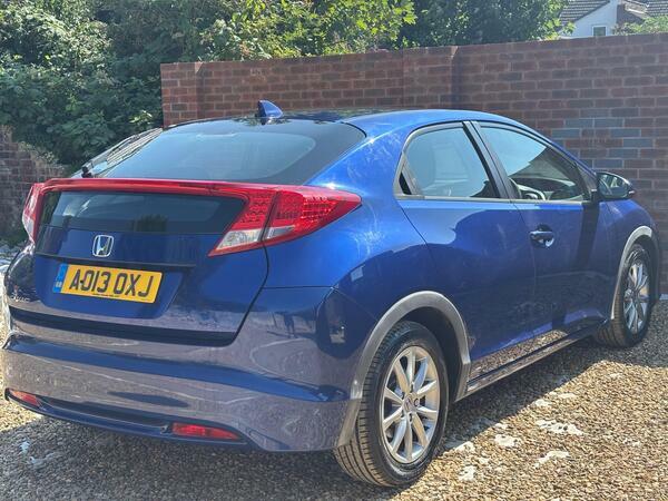 Honda Civic I-dtec Es Black #26