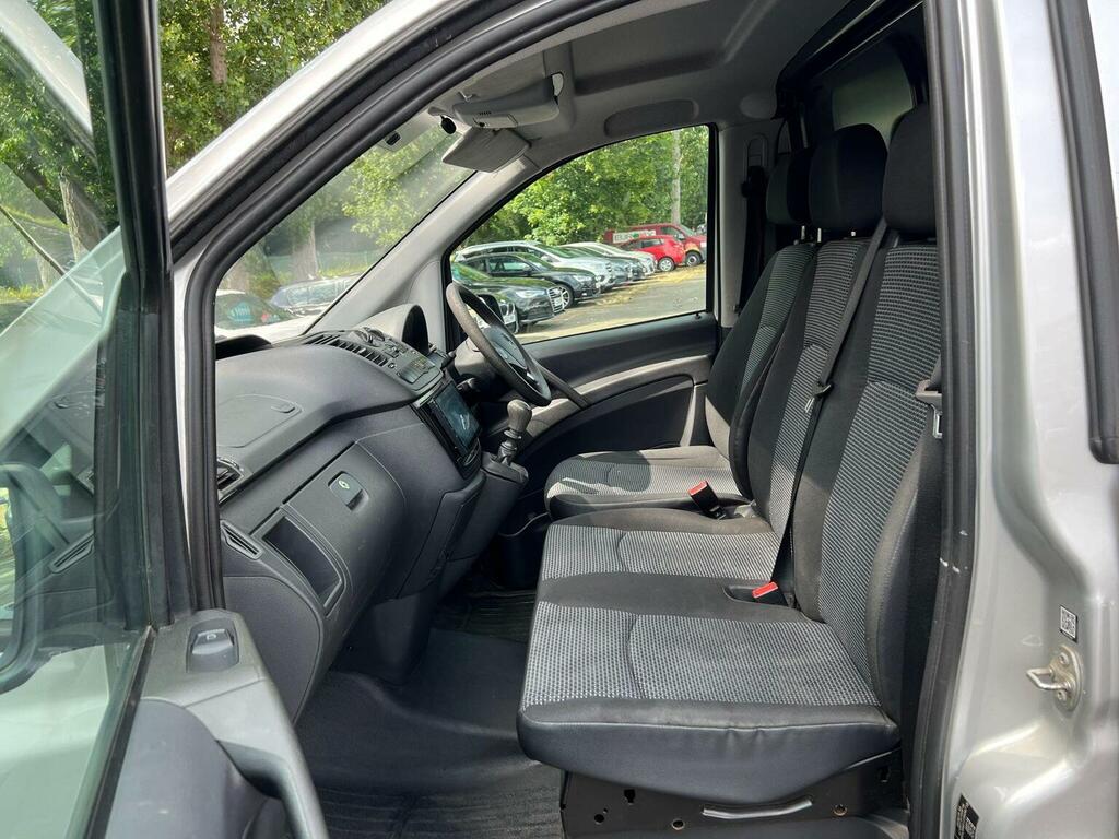Mercedes-Benz Vito 2.1 113 Cdi Traveliner White #14