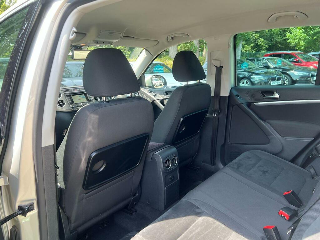 Volkswagen Tiguan R Line Tdi Bluemotion White #32
