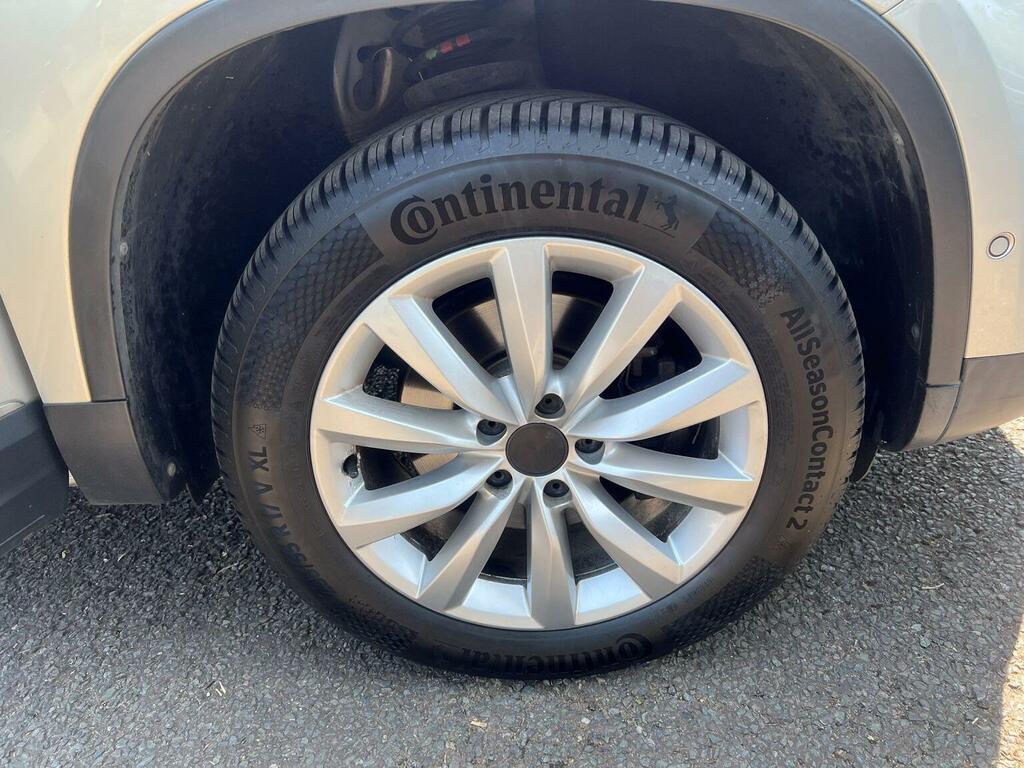 Volkswagen Tiguan R Line Tdi Bluemotion White #37