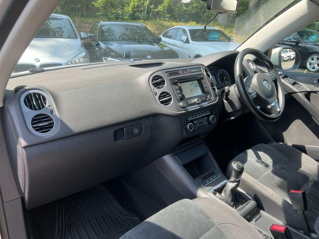 Volkswagen Tiguan R Line Tdi Bluemotion White #15