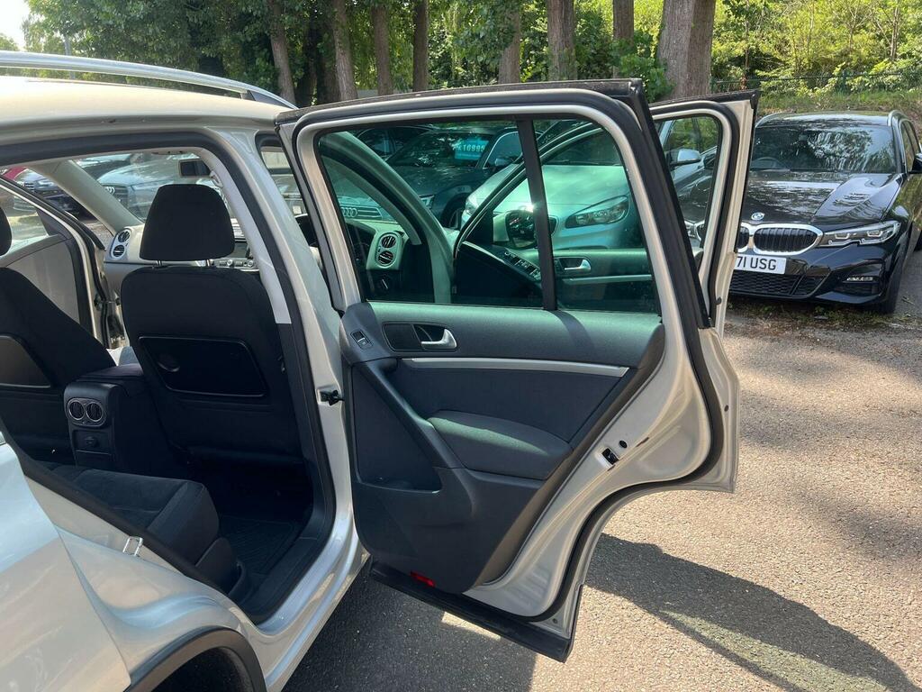 Volkswagen Tiguan R Line Tdi Bluemotion White #36
