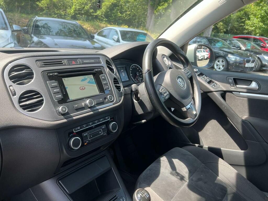 Volkswagen Tiguan R Line Tdi Bluemotion White #16