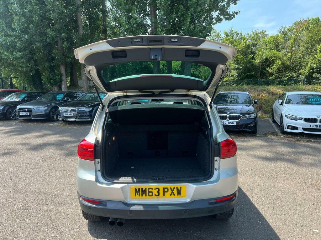 Volkswagen Tiguan R Line Tdi Bluemotion White #7