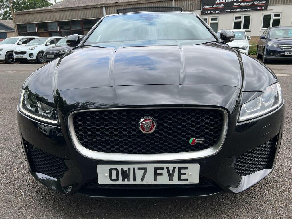 Jaguar XF 2.0D 180 Prestige Red #47