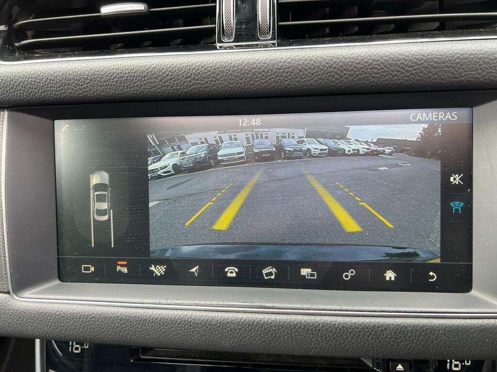 Jaguar XF 2.0D 180 Prestige Red #23