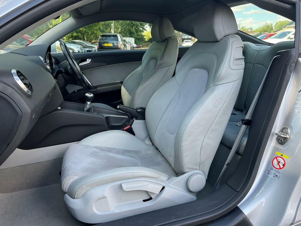 Audi TT 1.8 Tfsi S Line Euro 5 White #24