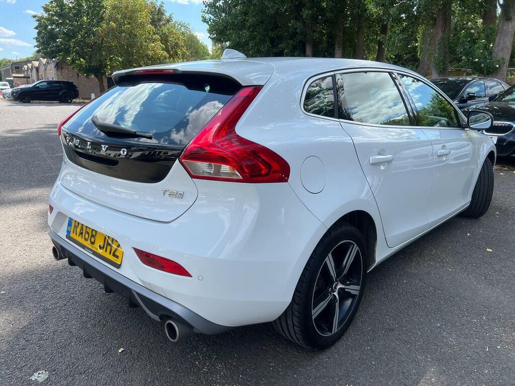 Volvo V40 2.0 T2 Gpf R-design Euro 6 Ss White #5
