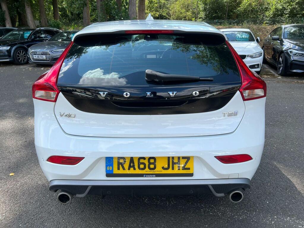 Volvo V40 2.0 T2 Gpf R-design Euro 6 Ss White #6