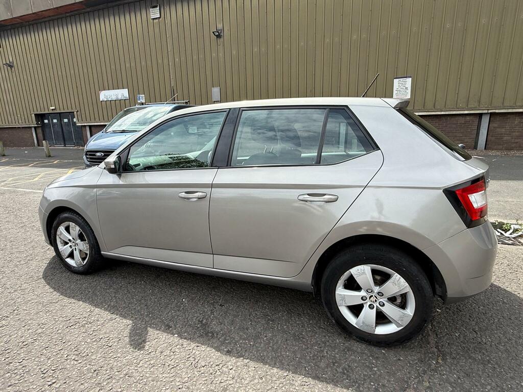 Skoda Fabia Estate 1.2 Tsi Se Euro 6 Ss 201565 White #10