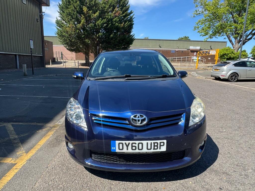 Toyota Auris Tr Blue #4