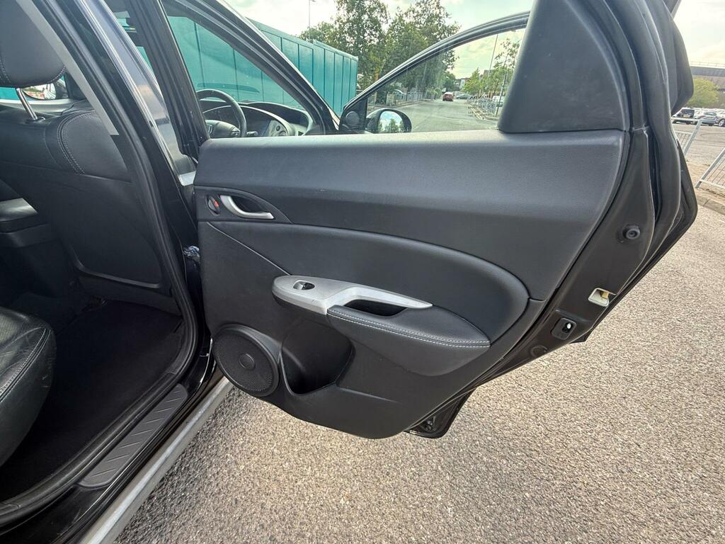 Honda Civic Hatchback 1.8 Silver #30