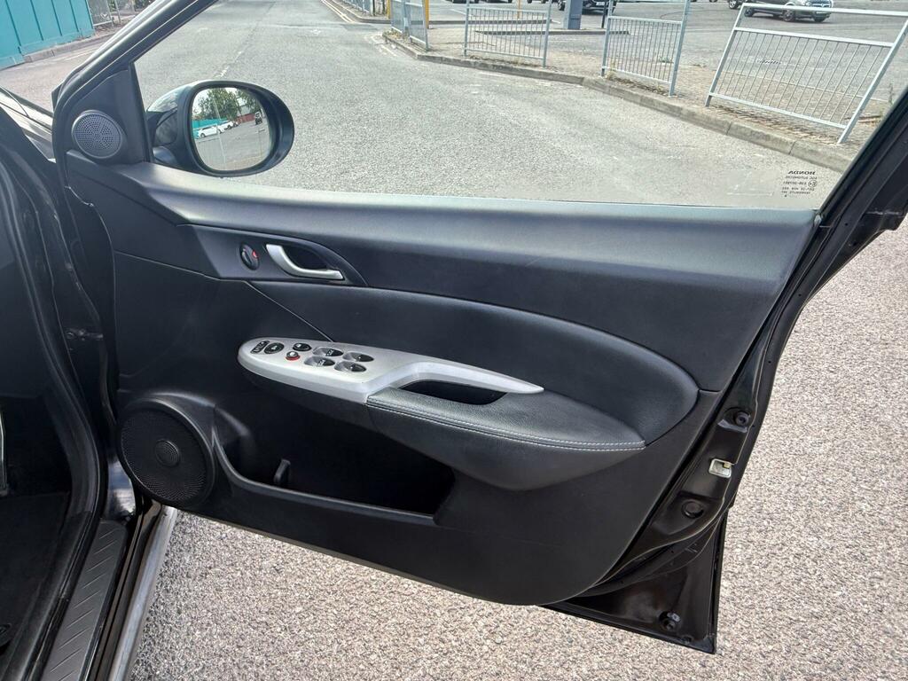 Honda Civic Hatchback 1.8 Silver #31
