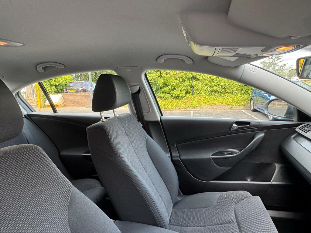Volkswagen Passat Se Tdi 140 Silver #45