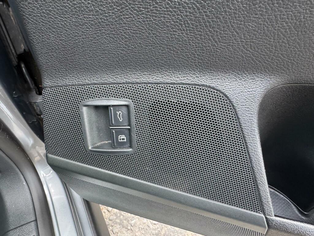Volkswagen Passat Se Tdi 140 Silver #35