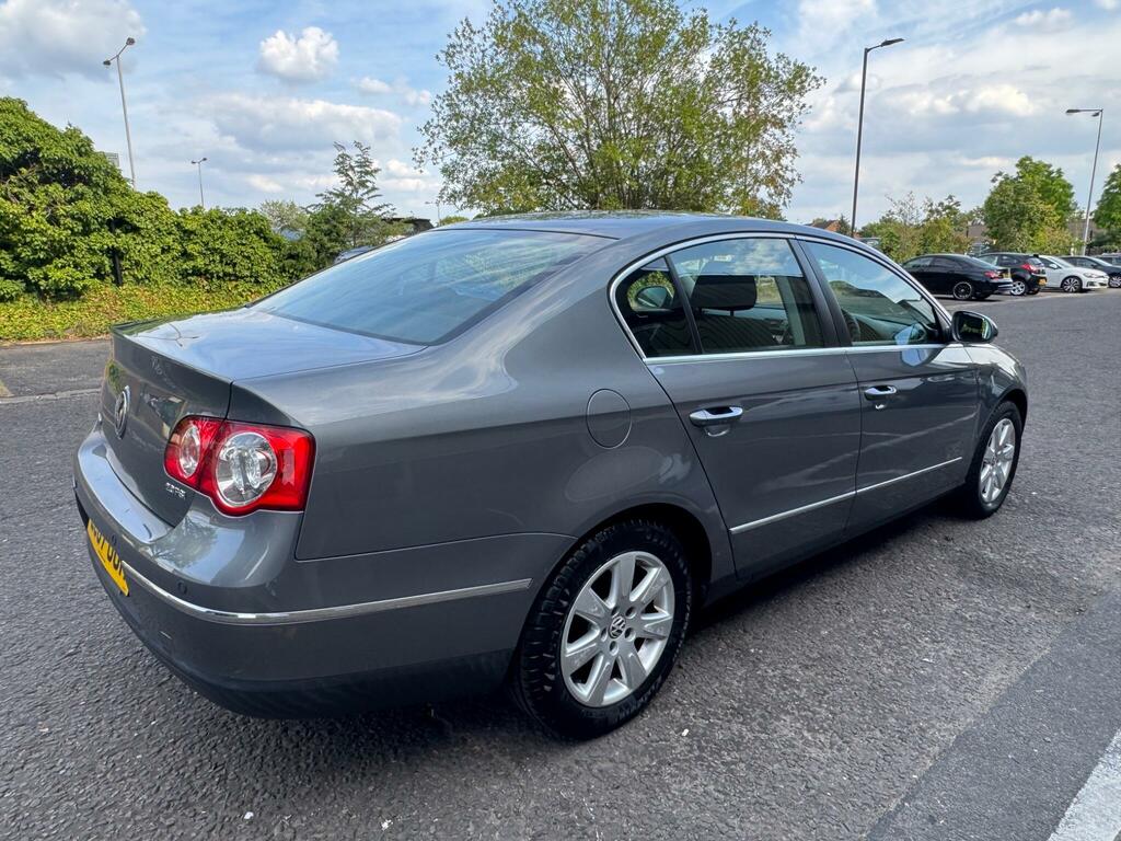 Volkswagen Passat Se Tdi 140 Silver #19