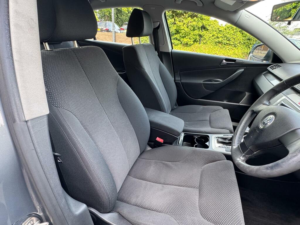 Volkswagen Passat Se Tdi 140 Silver #29
