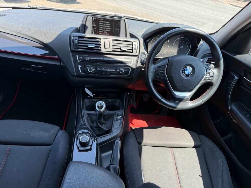 BMW 1 Series Hatchback Black #15