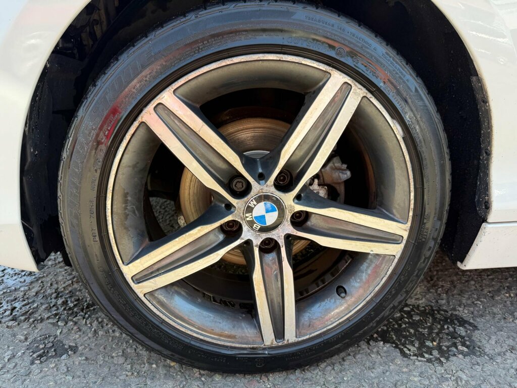 BMW 1 Series Hatchback Black #26