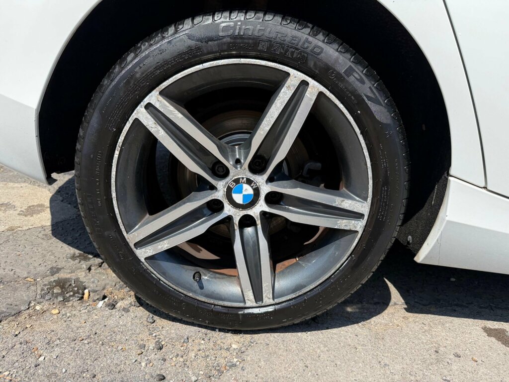 BMW 1 Series Hatchback Black #24