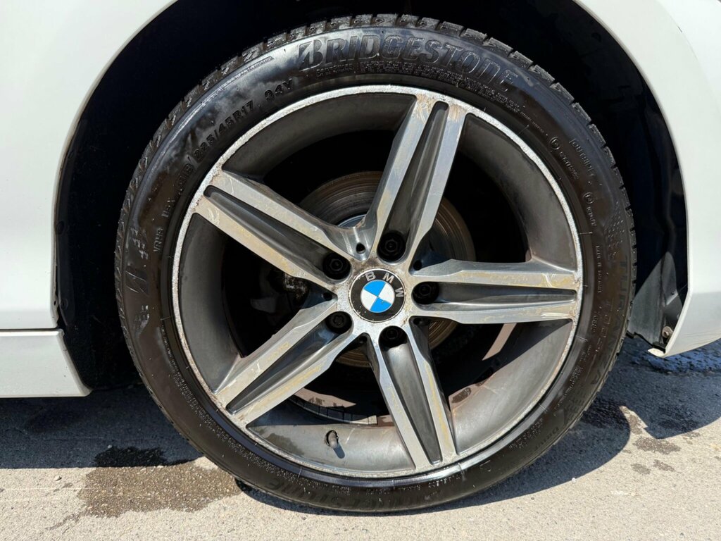 BMW 1 Series Hatchback Black #23