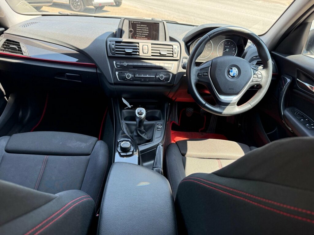 BMW 1 Series Hatchback Black #14