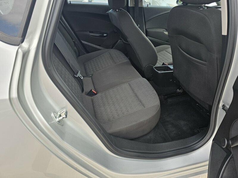 Vauxhall Astra 1.6I 16V Energy White #10