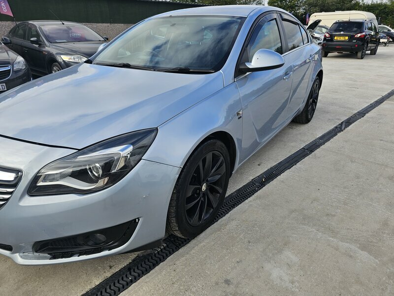 Vauxhall Insignia 2.0 Elite Nav Cdti 160 Bhp White #15
