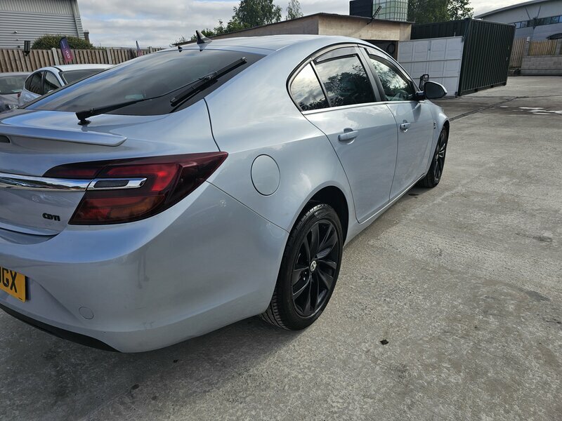 Vauxhall Insignia 2.0 Elite Nav Cdti 160 Bhp White #7