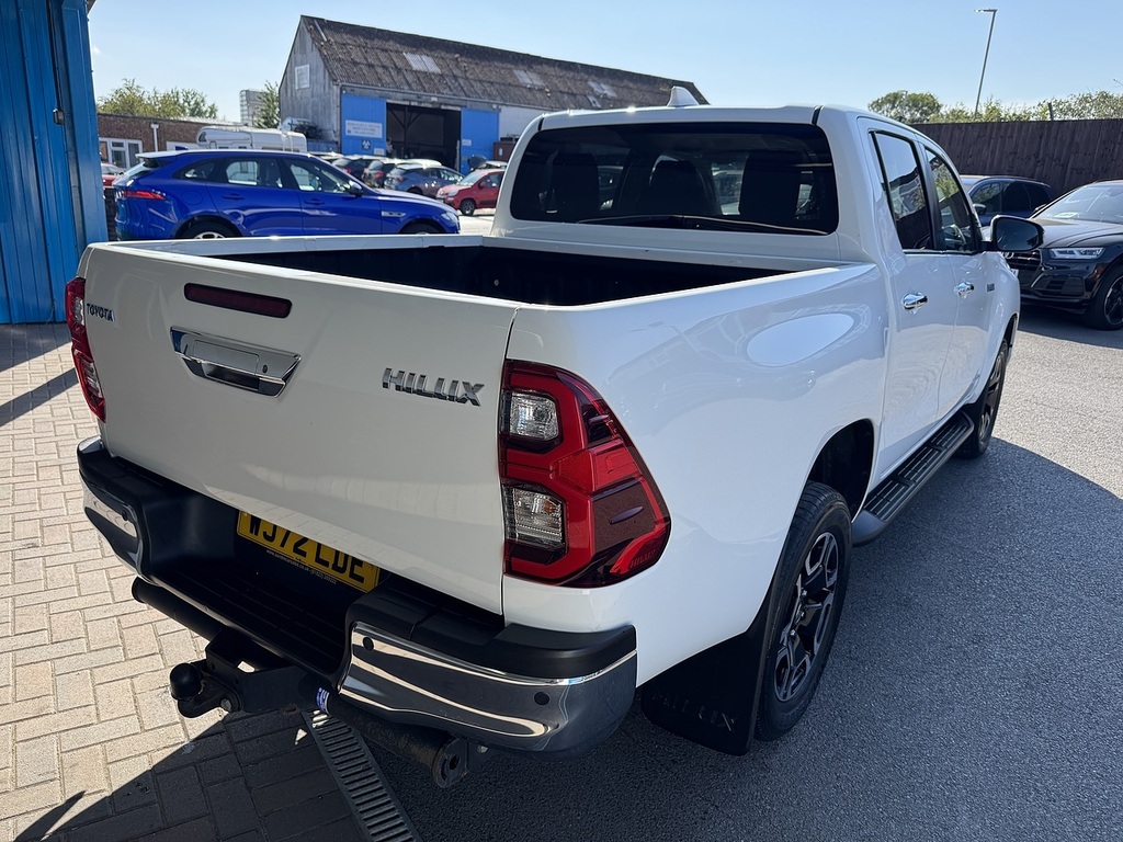 Toyota HILUX D-4d Invincible U15491535 White #5