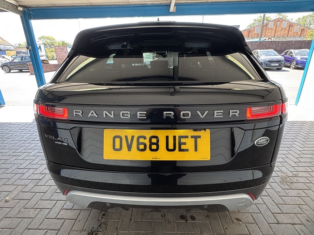 Land Rover Range Rover Velar D240 R-dynamic Hse U15491548 Ulez OV68UET Black #4