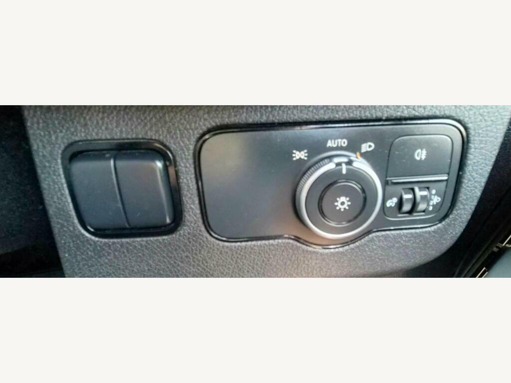 Mercedes-Benz Sprinter 2L Progressive White #10