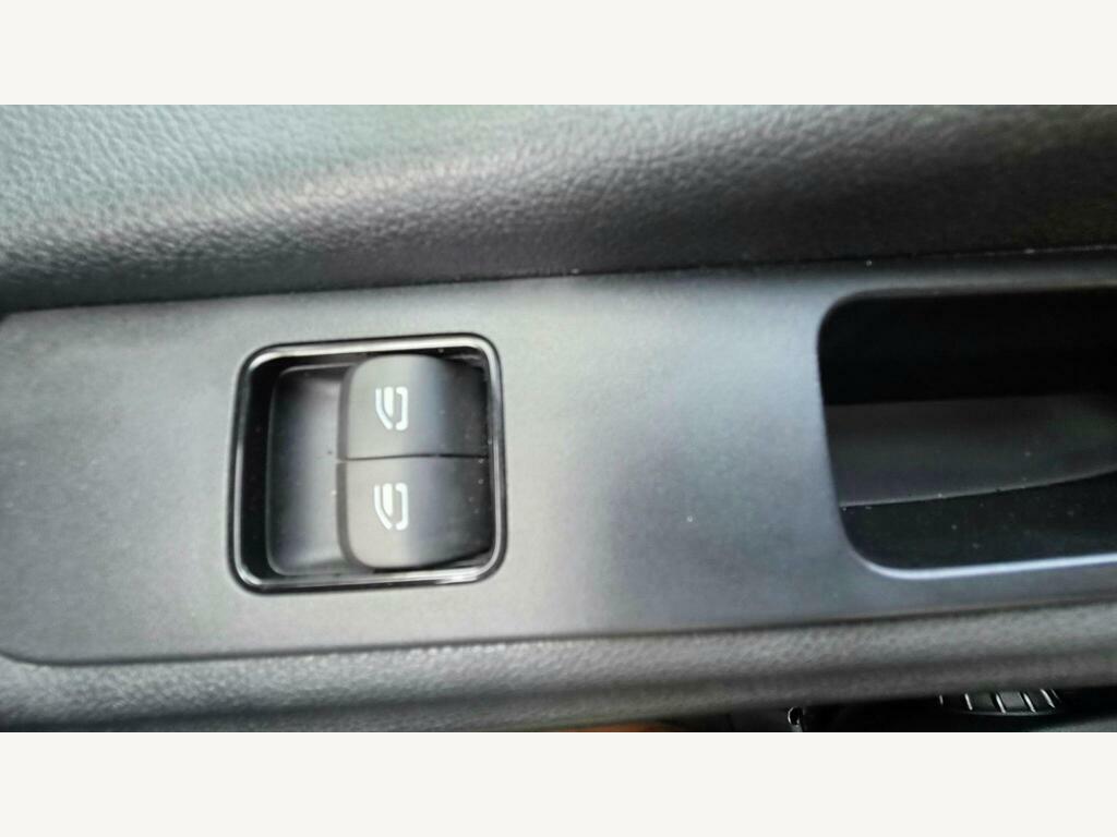 Mercedes-Benz Sprinter 2L Progressive White #11
