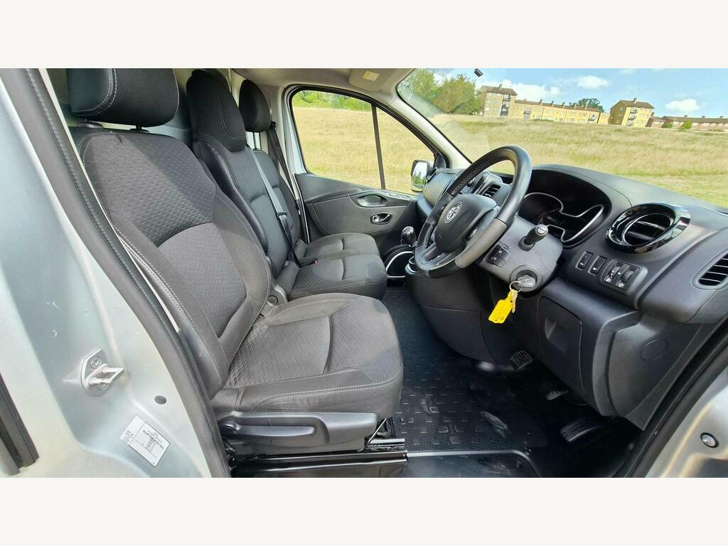 Vauxhall Vivaro 1.6 Cdti 120 Bhp Silver #13
