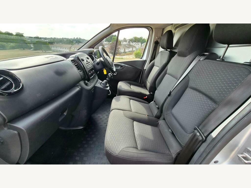 Vauxhall Vivaro 1.6 Cdti 120 Bhp Silver #14