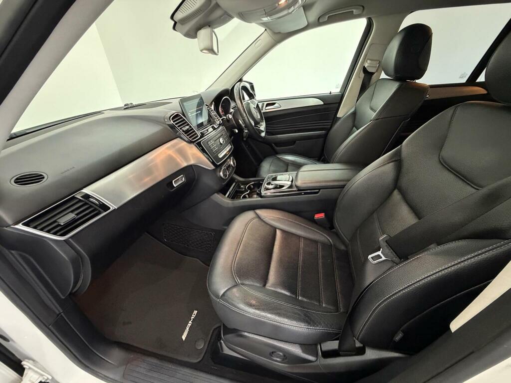 Mercedes-Benz GLE Class Gle 250D 4Matic Amg Line 9G-tronic White #35