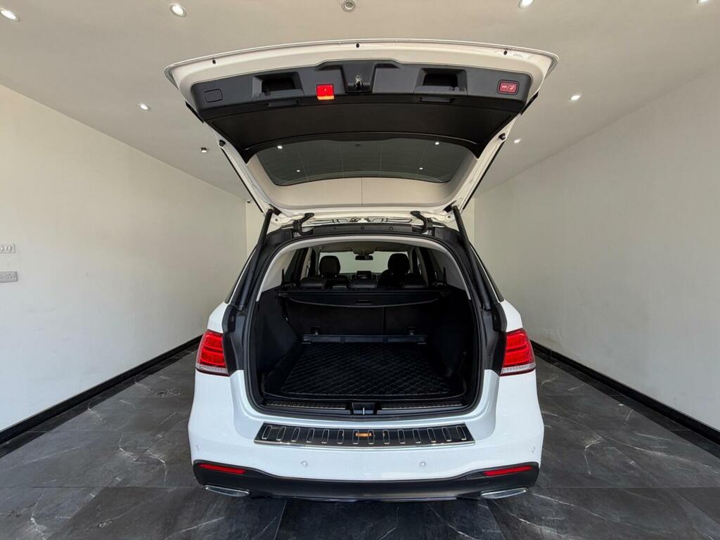 Mercedes-Benz GLE Class Gle 250D 4Matic Amg Line 9G-tronic White #34