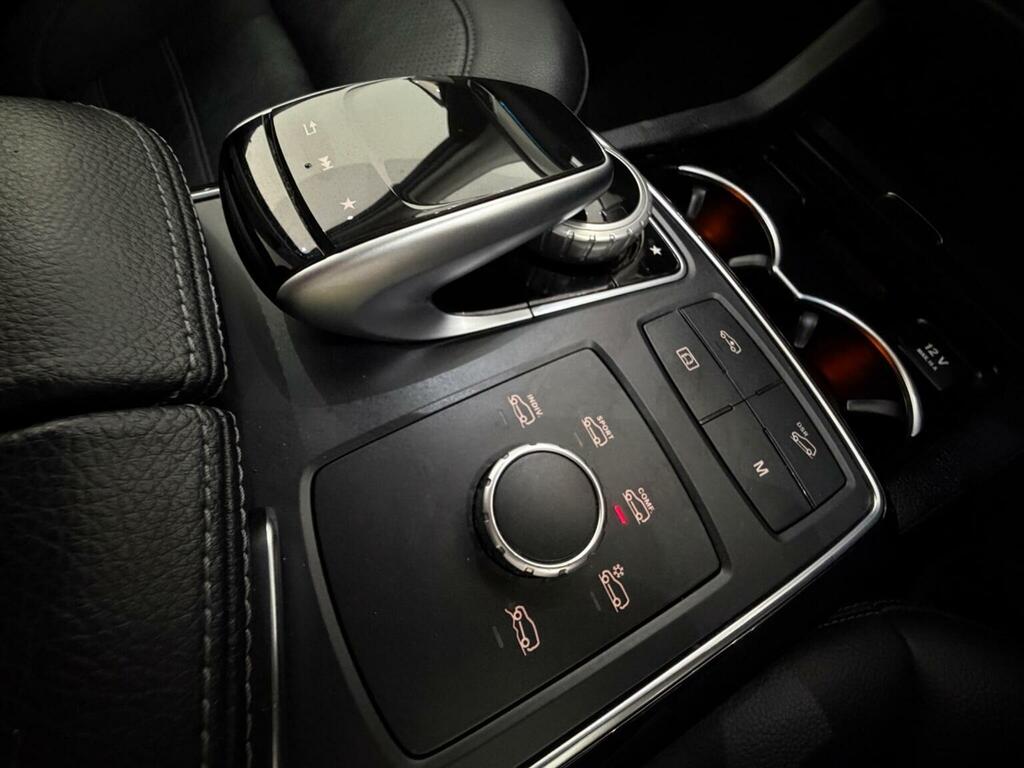 Mercedes-Benz GLE Class Gle 250D 4Matic Amg Line 9G-tronic White #37
