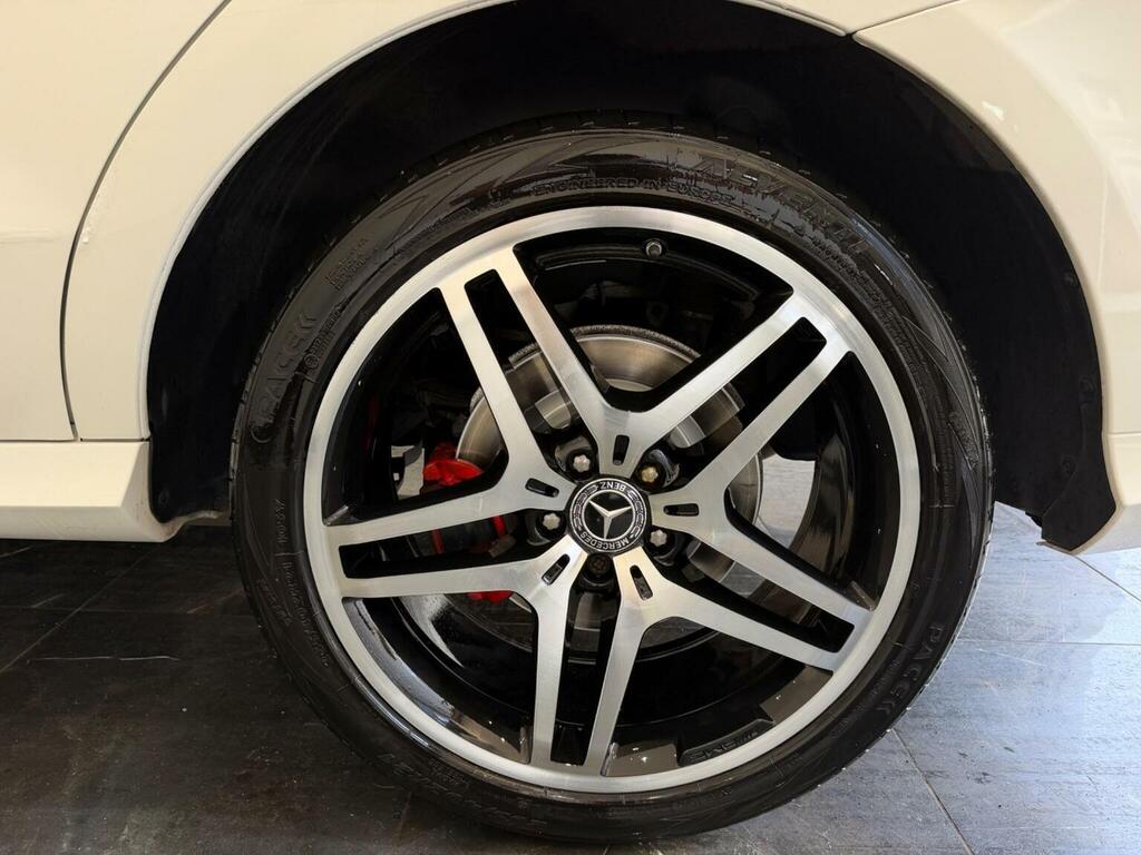 Mercedes-Benz GLE Class Gle 250D 4Matic Amg Line 9G-tronic White #25