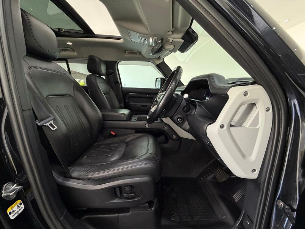 Land Rover Defender 110 First Edition Green #48