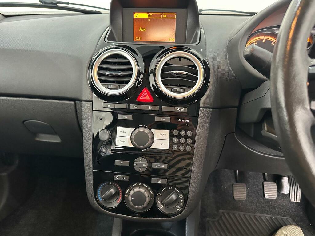 Vauxhall Corsa 1.4 Sri Ac Red #12